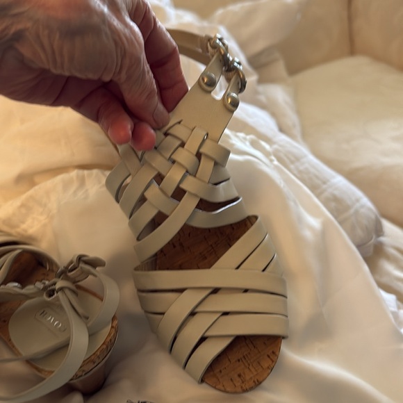 COACH SHOES 9.5 - Picture 1 of 8